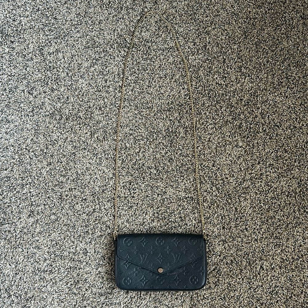 Louis Vuitton Purse